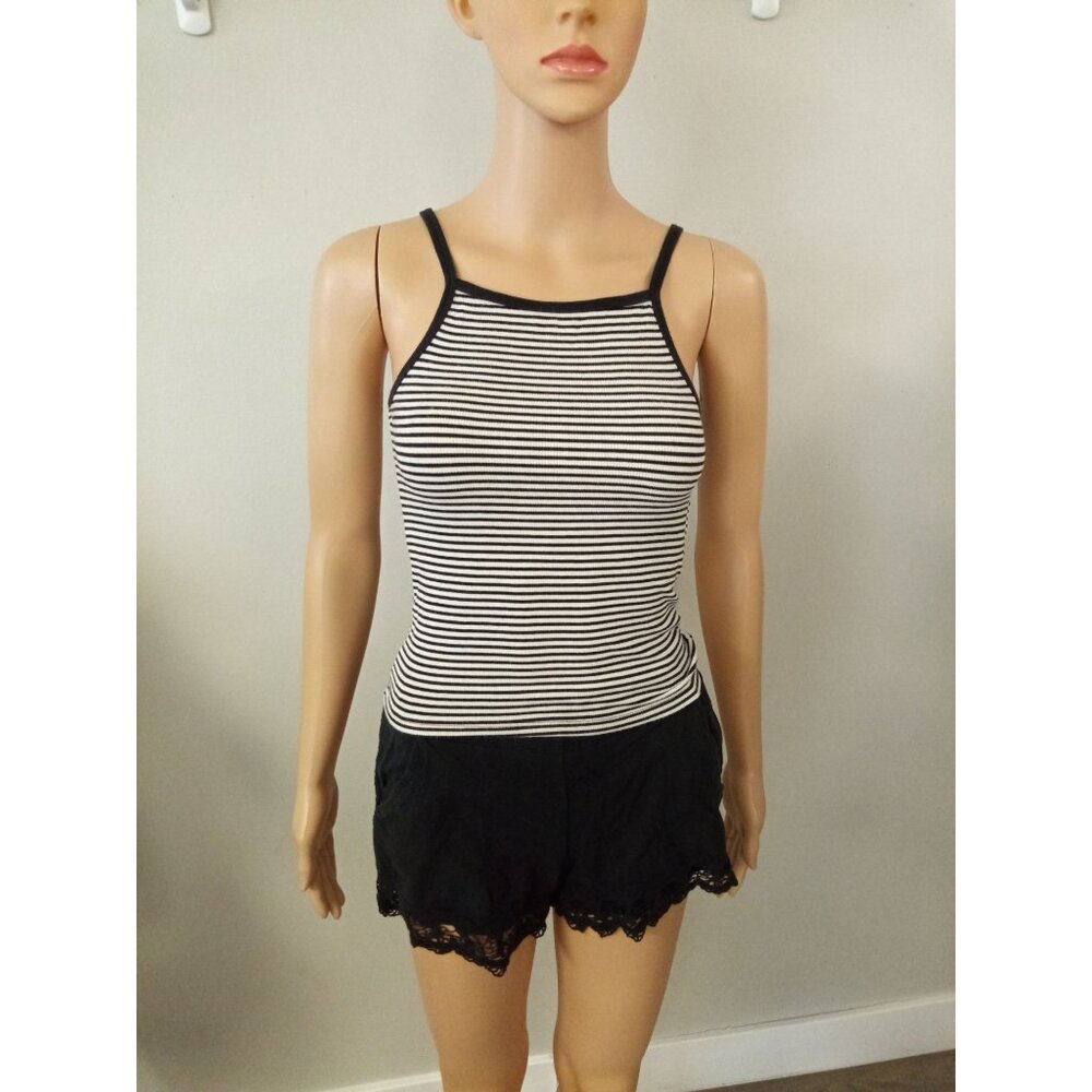 Junior's Black White John Galt Shirt & Exhilaration Black Shorts Outfit …